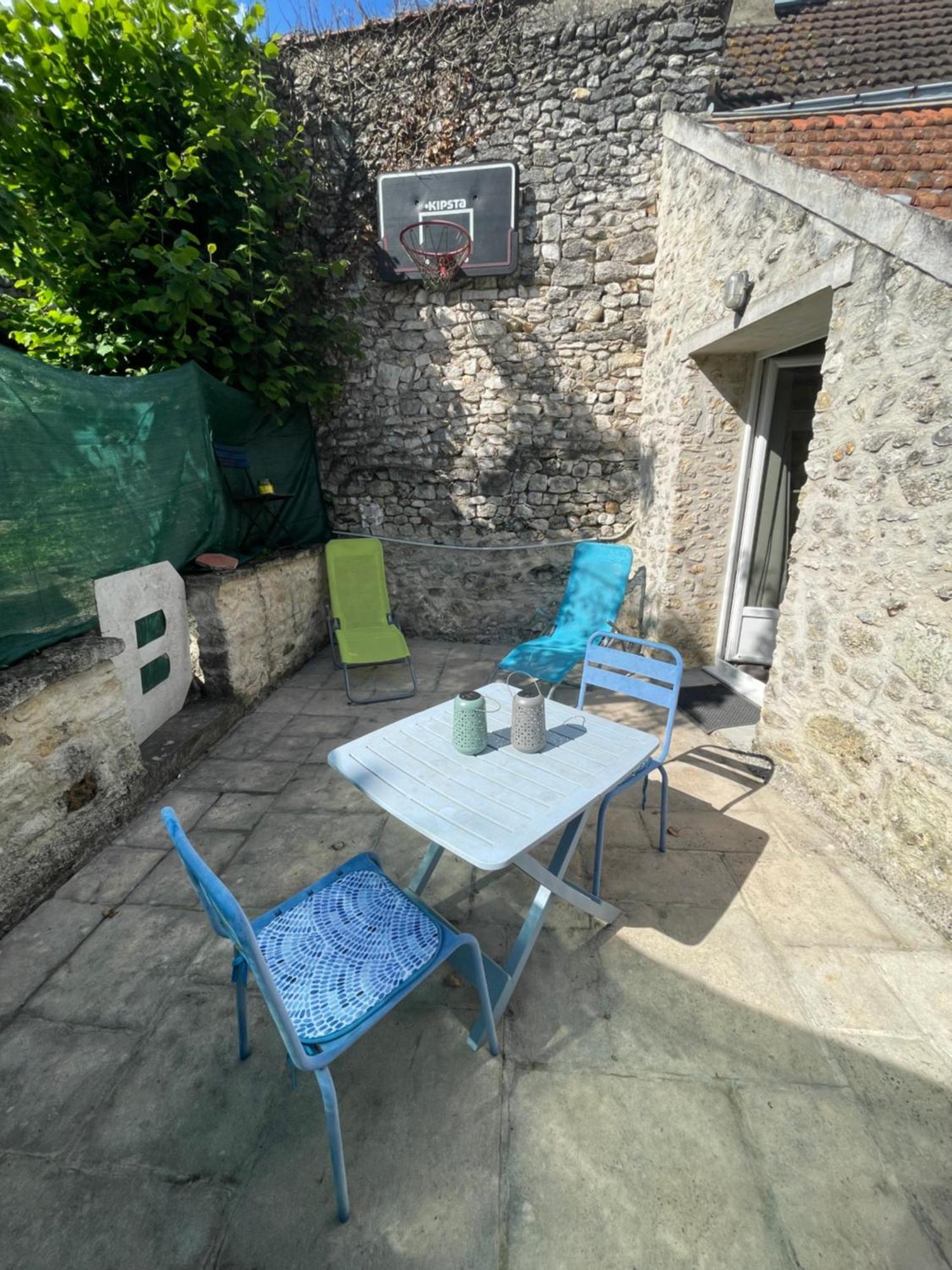Maison Bleue Beynes  Extérieur photo